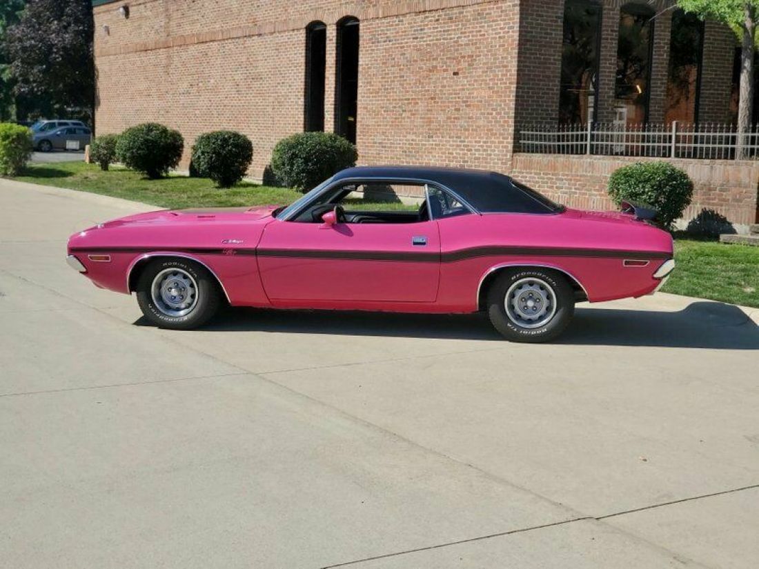 1970 Dodge Challenger - photo 3