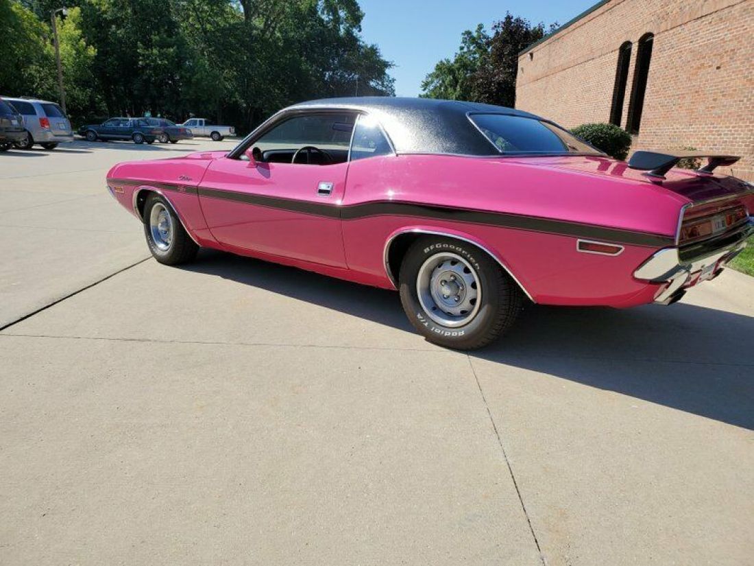1970 Dodge Challenger - photo 4