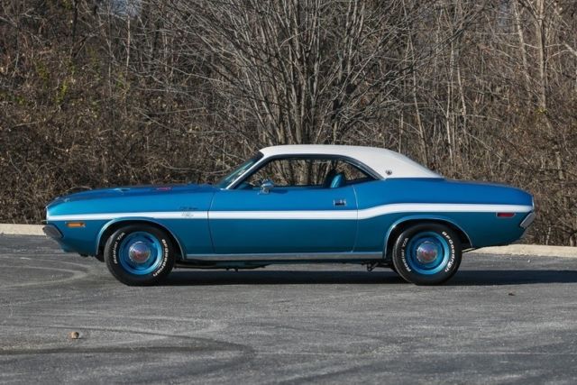1970 Dodge Challenger Free Shipping Until January 1 - photo 5