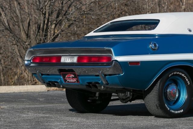 1970 Dodge Challenger Free Shipping Until January 1 - photo 9