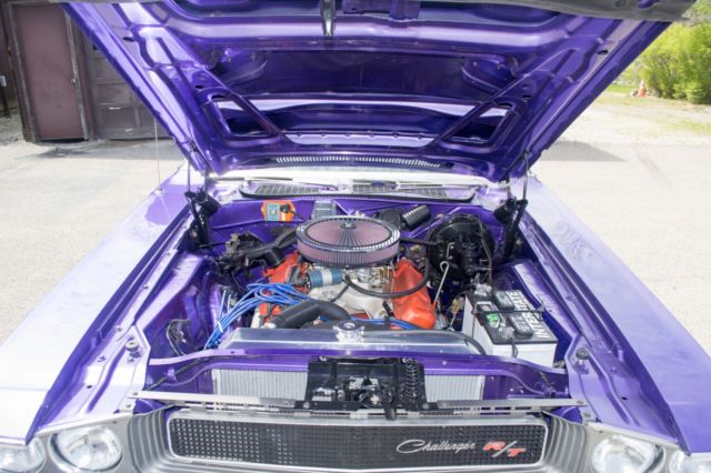 1970 Dodge Challenger - photo 4