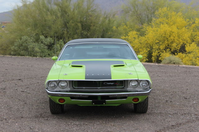 1970 Dodge Challenger RT/SE - photo 3