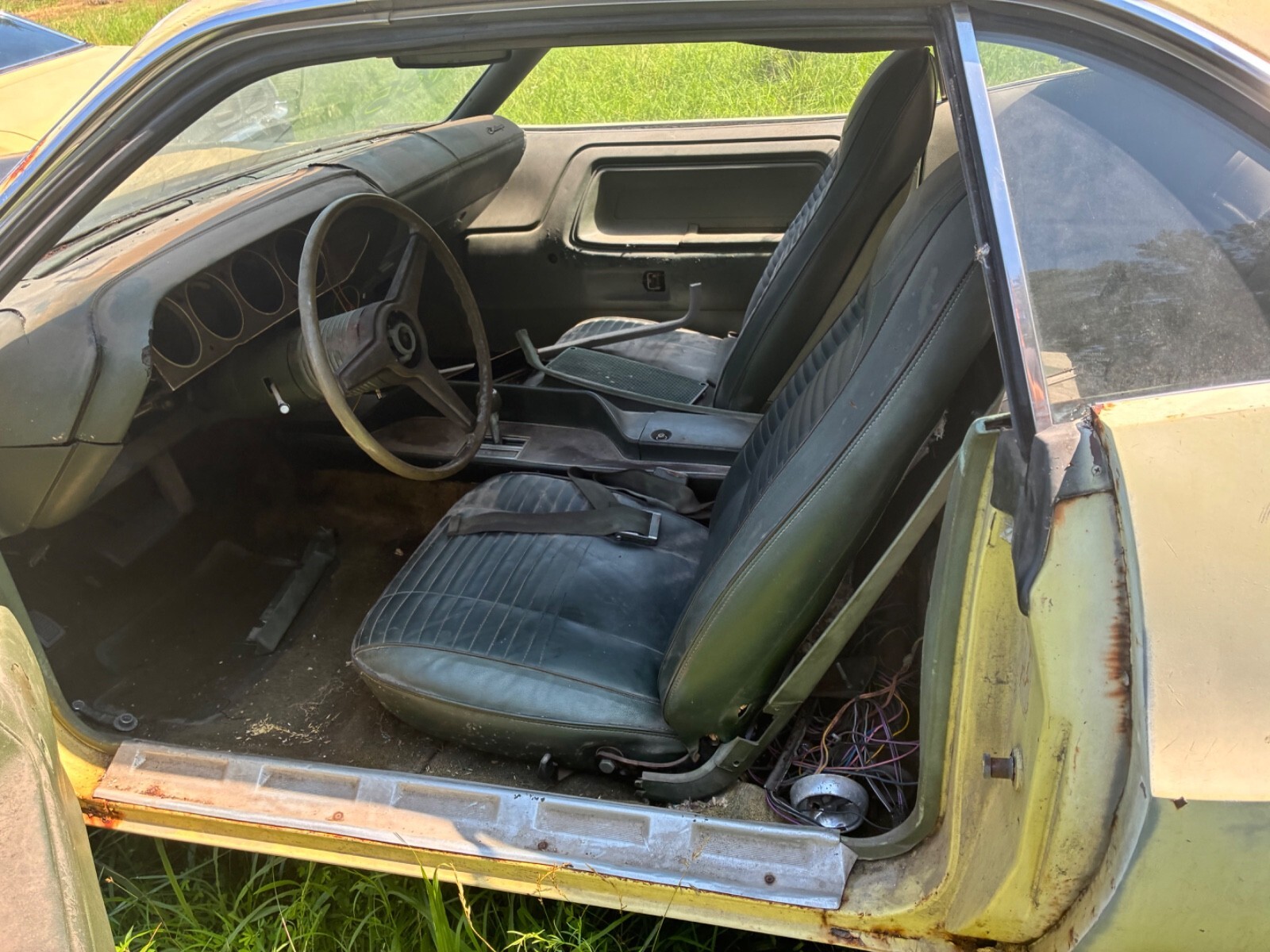 1970 Dodge Challenger - photo 2