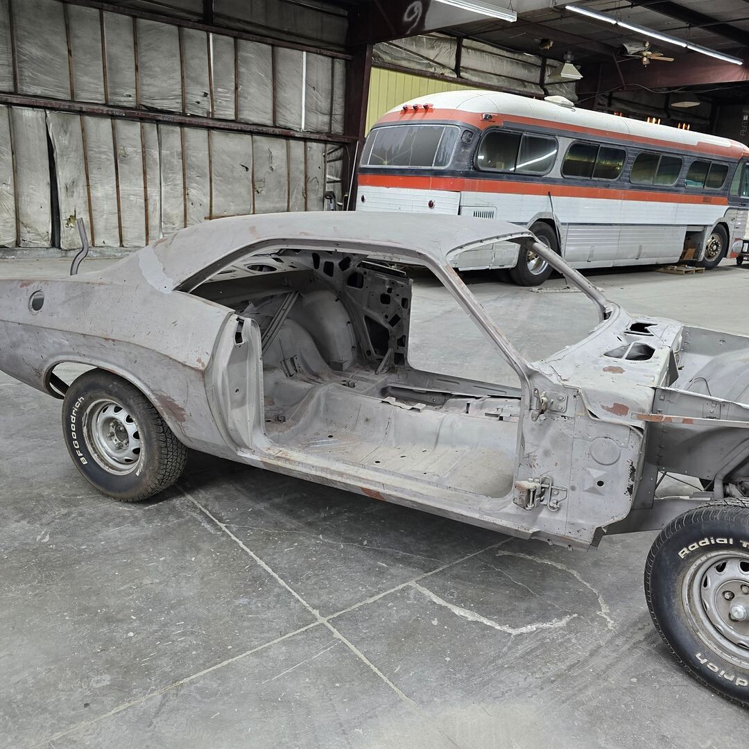 1970 Dodge Challenger - photo 5