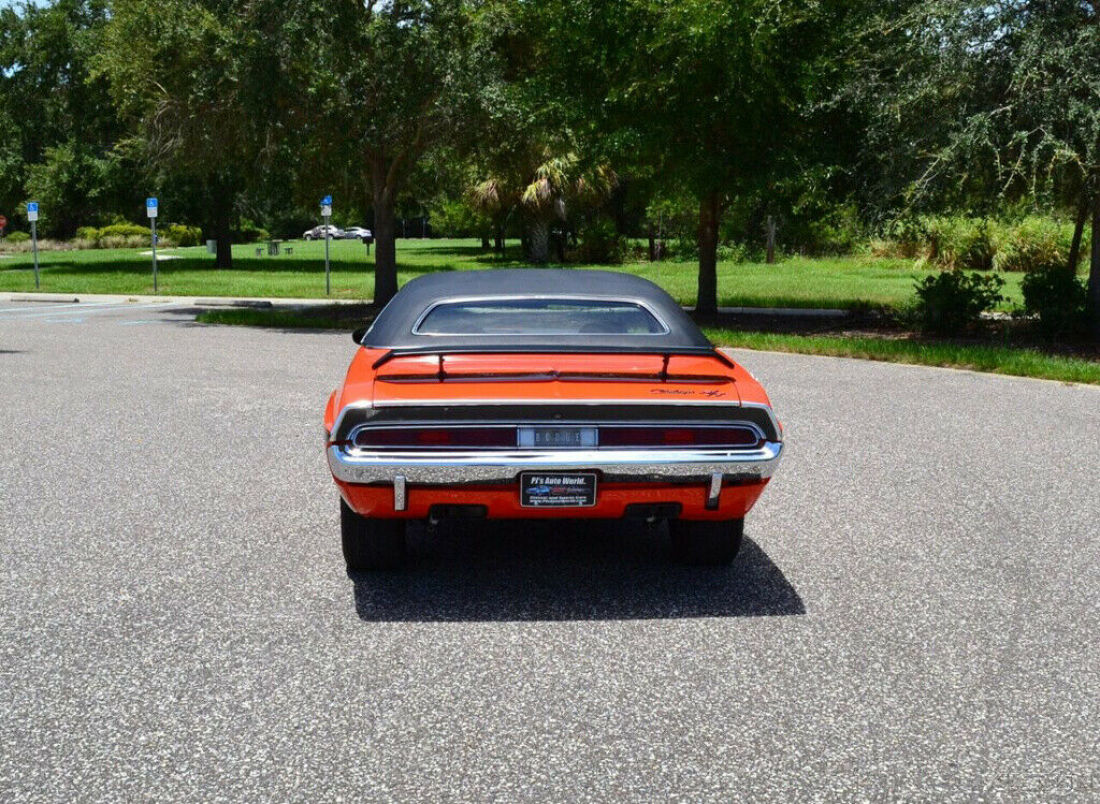 1970 Dodge Challenger True RT/SE Super Track Pak Dana 60 Rear Hemi Orange - photo 10