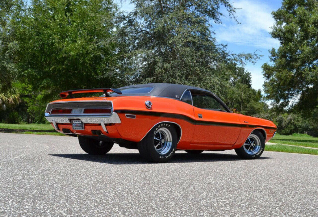 1970 Dodge Challenger True RT/SE Super Track Pak Dana 60 Rear Hemi Orange - photo 12