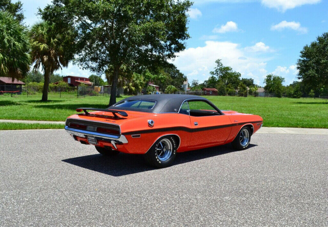 1970 Dodge Challenger True RT/SE Super Track Pak Dana 60 Rear Hemi Orange - photo 6