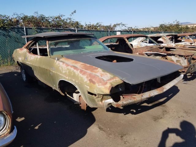 1970 Dodge Challenger - photo 2