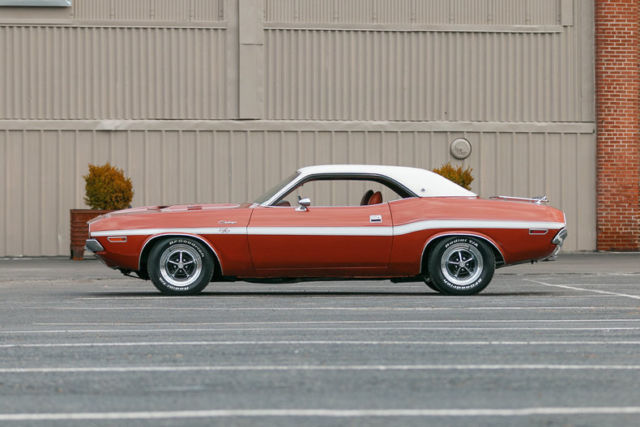 1970 Dodge Challenger - photo 4