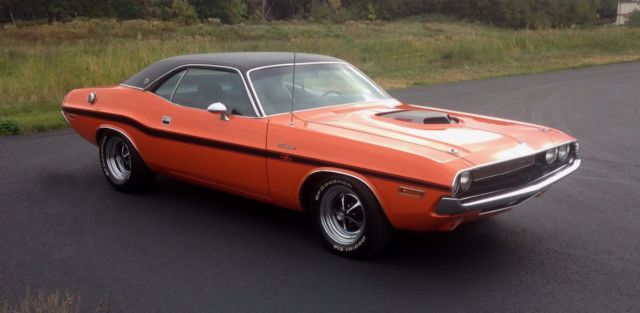1970 Dodge Challenger RT/SE - photo 2