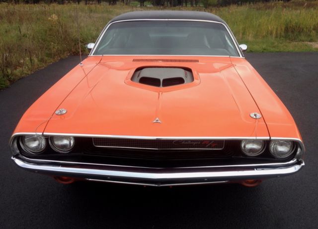 1970 Dodge Challenger RT/SE - photo 6