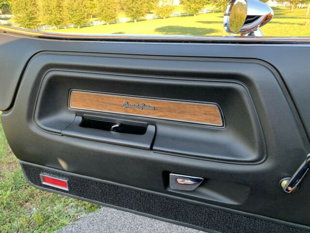 1970 Dodge Challenger - photo 13