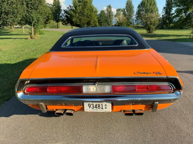 1970 Dodge Challenger - photo 8