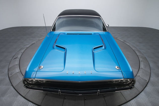 1970 Dodge Challenger RT/SE - photo 10