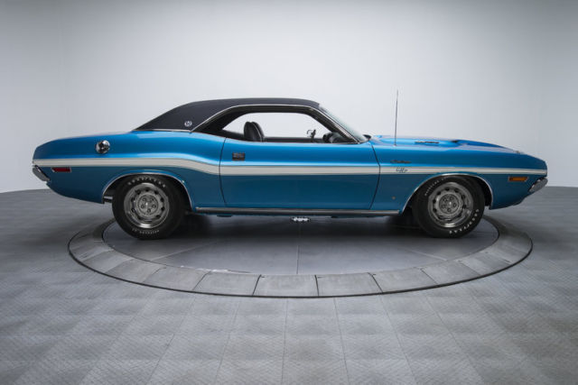 1970 Dodge Challenger RT/SE - photo 6