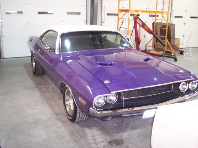 1970 Dodge Challenger SE - photo 13