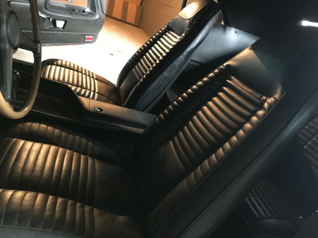 1970 Dodge Challenger SE - photo 8