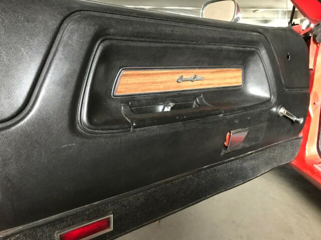 1970 Dodge Challenger SE - photo 9