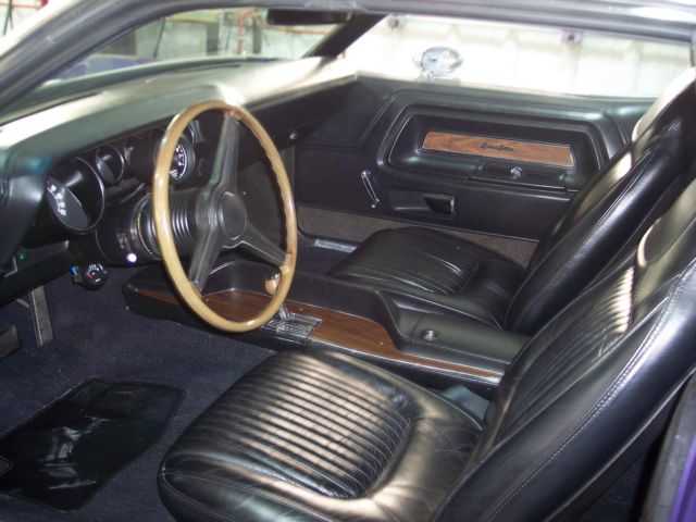 1970 Dodge Challenger SE - photo 8