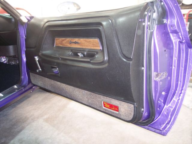 1970 Dodge Challenger SE - photo 9
