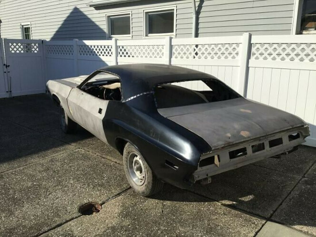 1970 Dodge Challenger SE - photo 2
