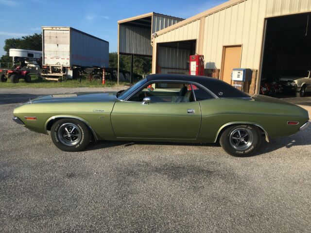1970 Dodge Challenger SE - photo 2