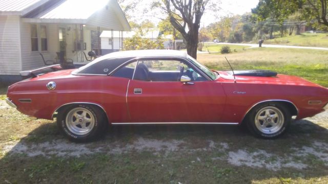 1970 Dodge Challenger SE - photo 2