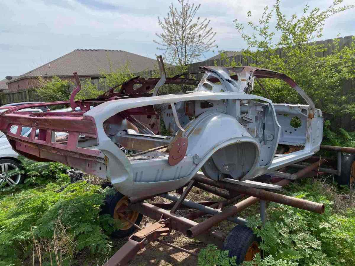 1970 Dodge Challenger - photo 2