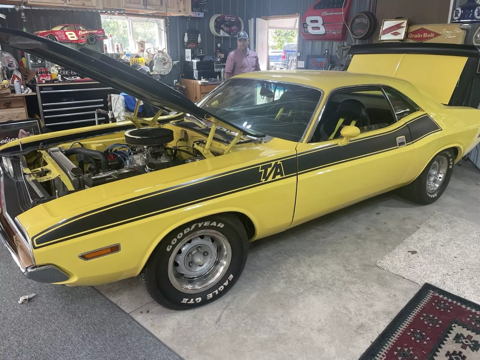 1970 Dodge Challenger - photo 2