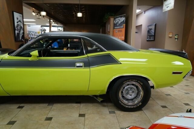 1970 Dodge Challenger T/A - photo 4