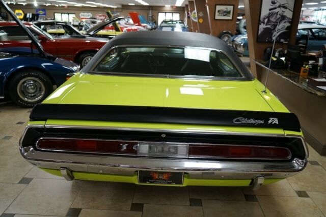 1970 Dodge Challenger T/A - photo 5