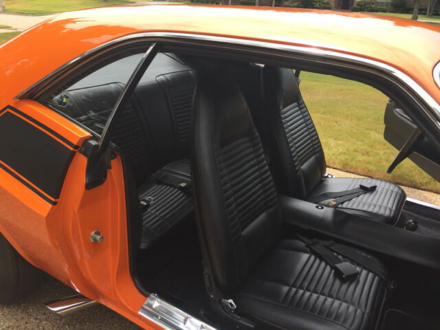 1970 Dodge Challenger T/A - photo 12