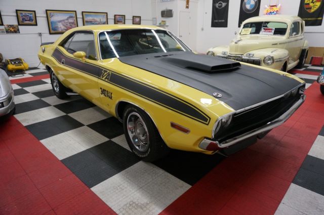 1970 Dodge Challenger TA 340 Six Pak - photo 2