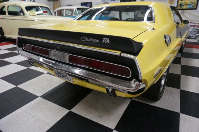1970 Dodge Challenger TA 340 Six Pak - photo 7
