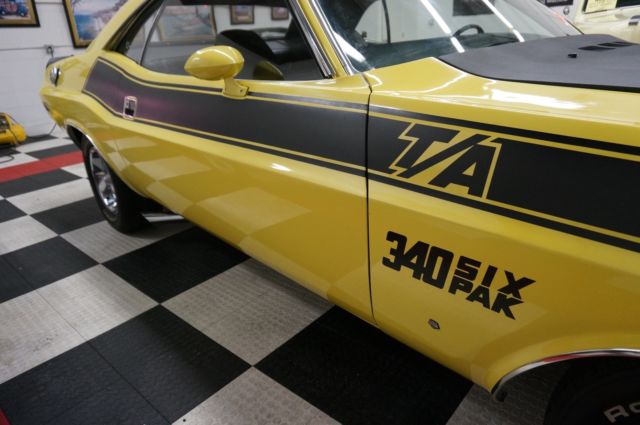 1970 Dodge Challenger TA 340 Six Pak - photo 8