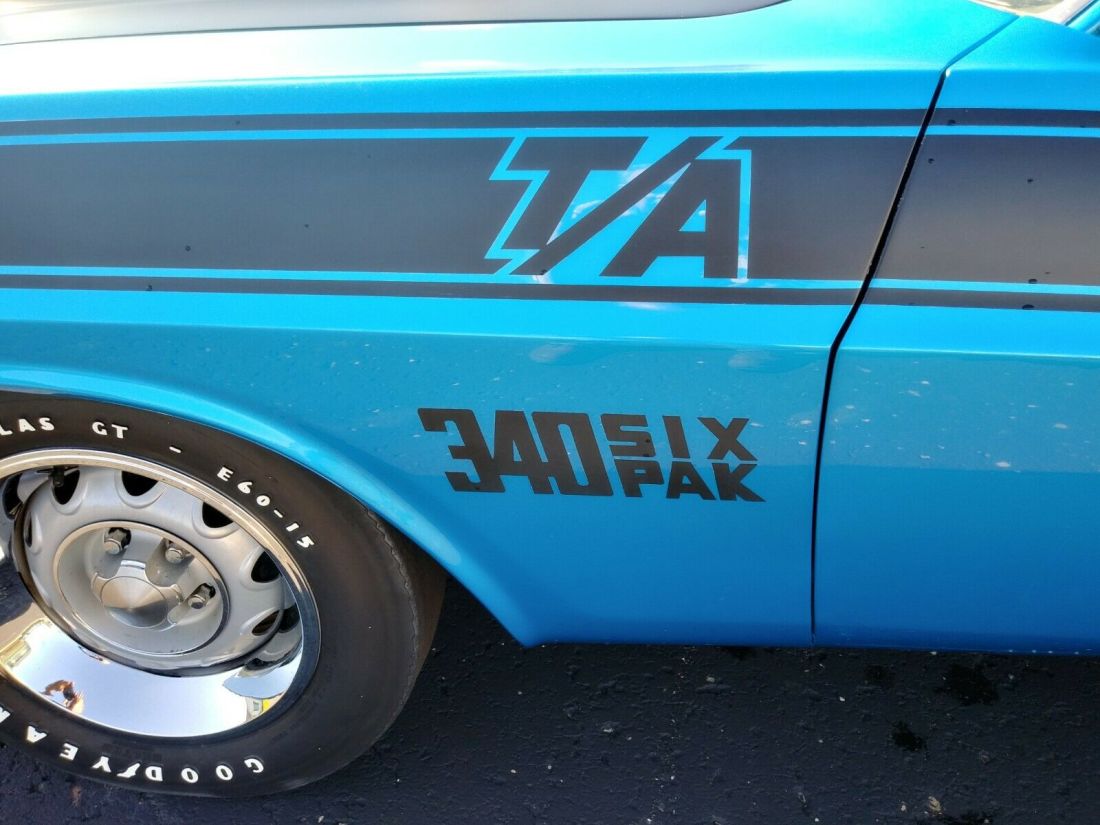 1970 Dodge Challenger - photo 3