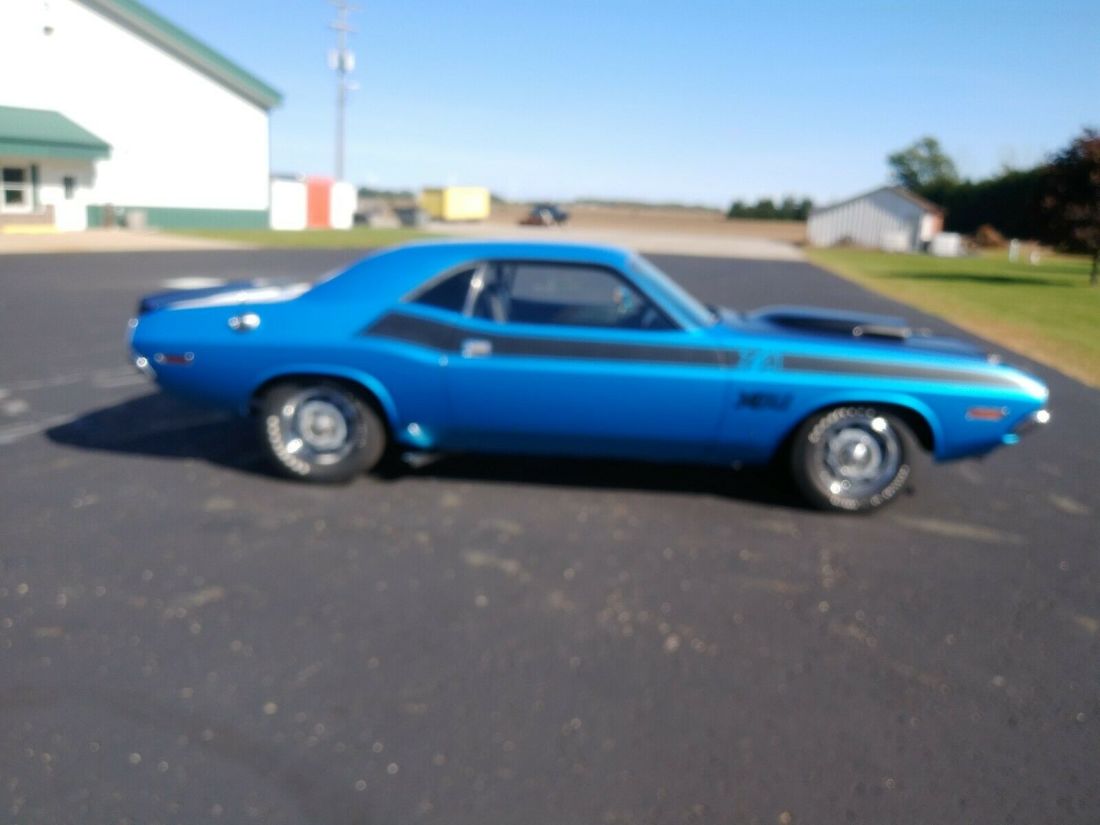 1970 Dodge Challenger - photo 5