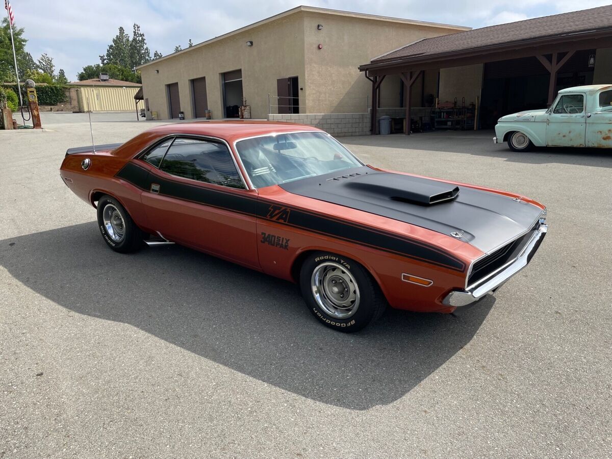 1970 Dodge Challenger - photo 6