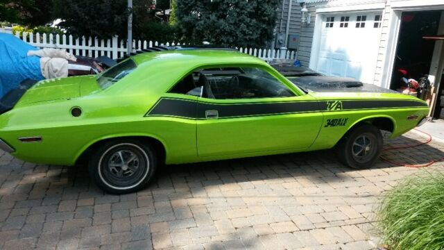 1970 Dodge Challenger T/A - photo 2