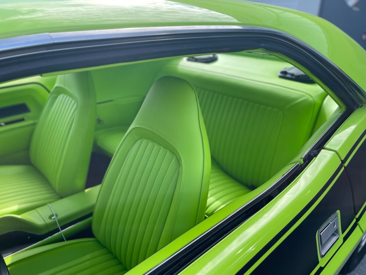 1970 Dodge Challenger T/A clone Restomod - photo 4