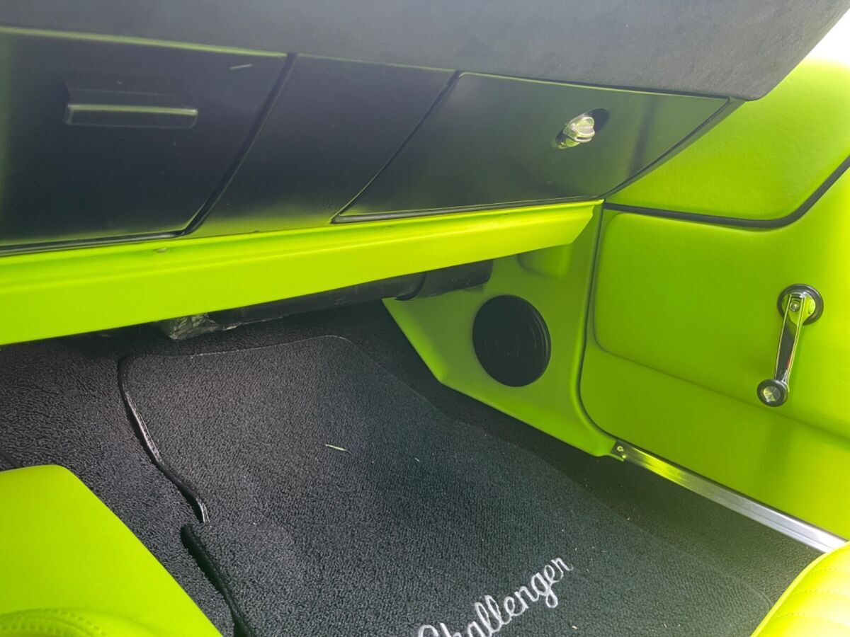 1970 Dodge Challenger T/A clone Restomod - photo 9