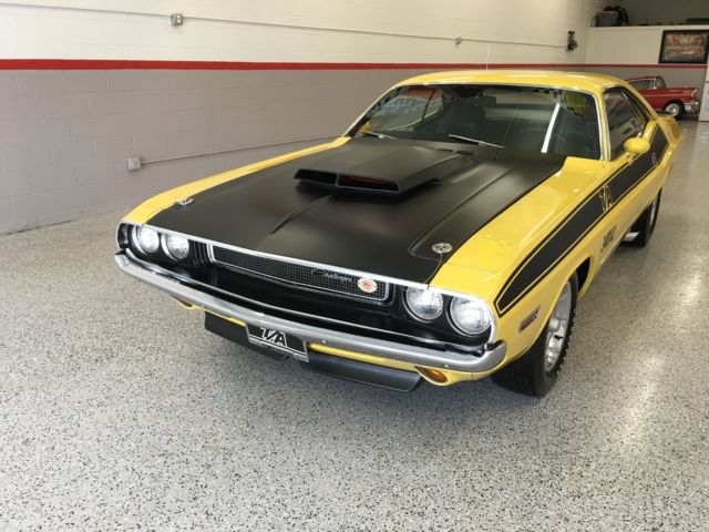 1970 Dodge Challenger TA - photo 3