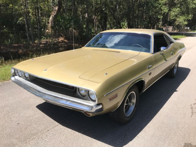 1970 Dodge Challenger - photo 3