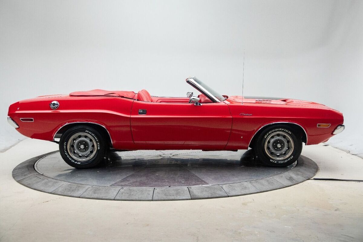1970 Dodge Challenger - photo 4