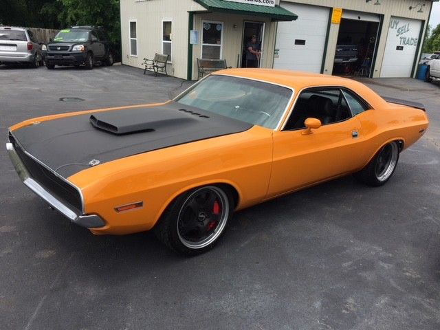 1970 DODGE CHALLENGER XV MOTOR SPORTS RESTORATION, RESTO MOD... 1 OF A KIND. 1970 Dodge Challenger RESTO MOD