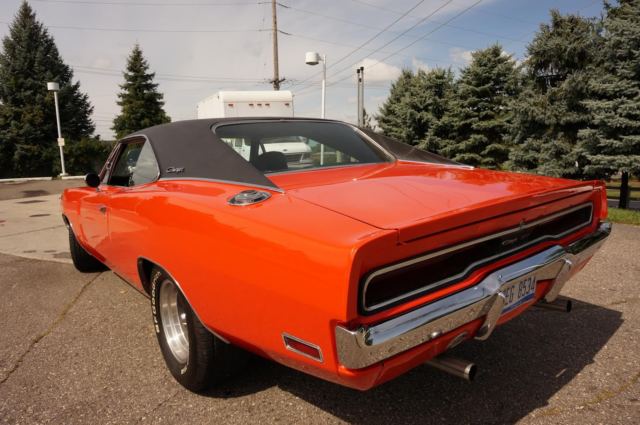1970 Dodge Charger - photo 4