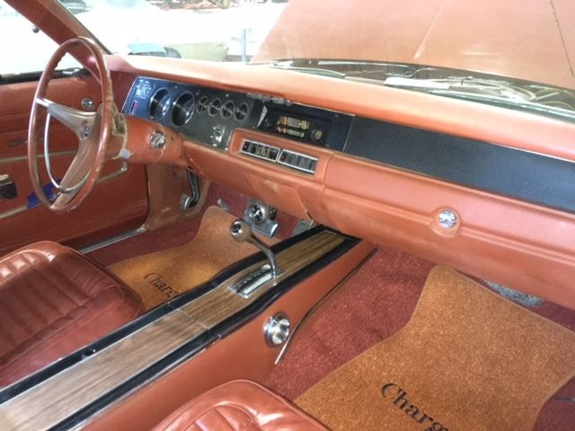 1970 Dodge Charger vinyl burnt orange bucket seats - photo 10