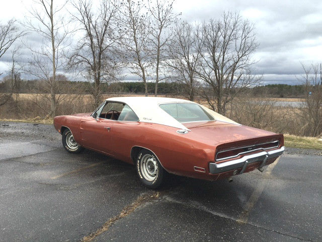 1970 Dodge Charger vinyl burnt orange bucket seats - photo 4