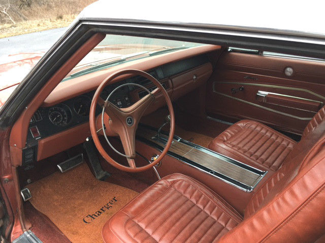 1970 Dodge Charger vinyl burnt orange bucket seats - photo 9