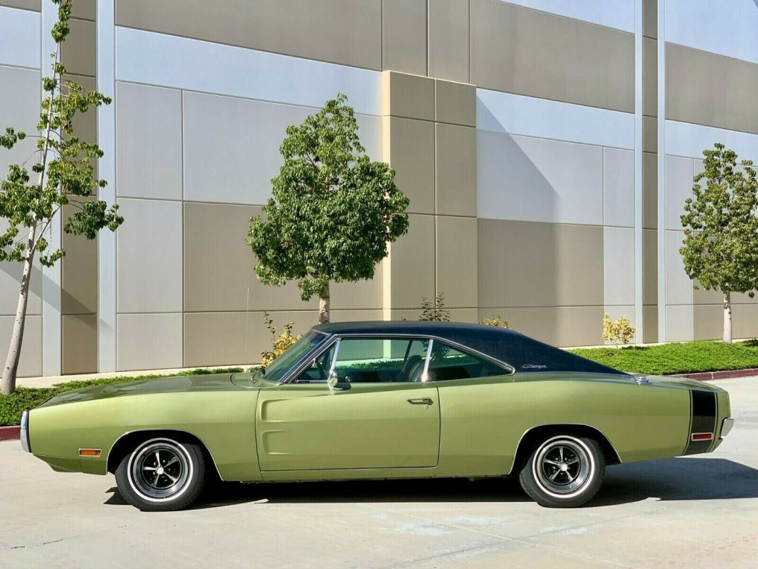 1970 Dodge Charger - photo 2
